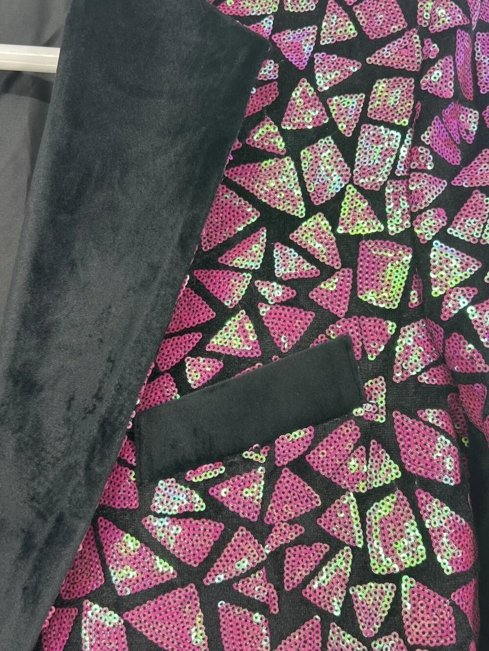 Eludden Blazer Men's Size 42 asymmetric black velvet and pink sequin (1-35)